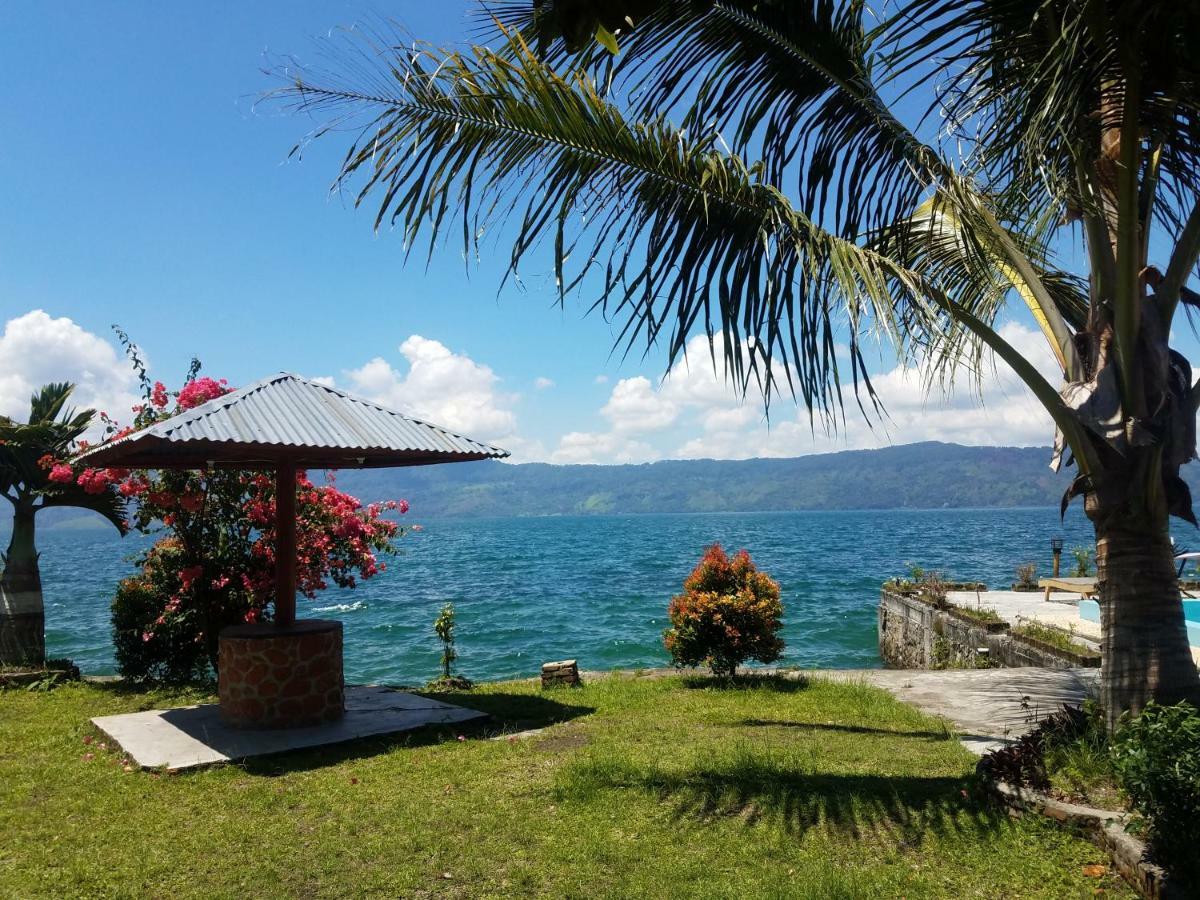 Hotel Sumber Pulo Mas Ambarita Kültér fotó